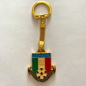 SOCCER 1982 Italy Championship vintage keychain